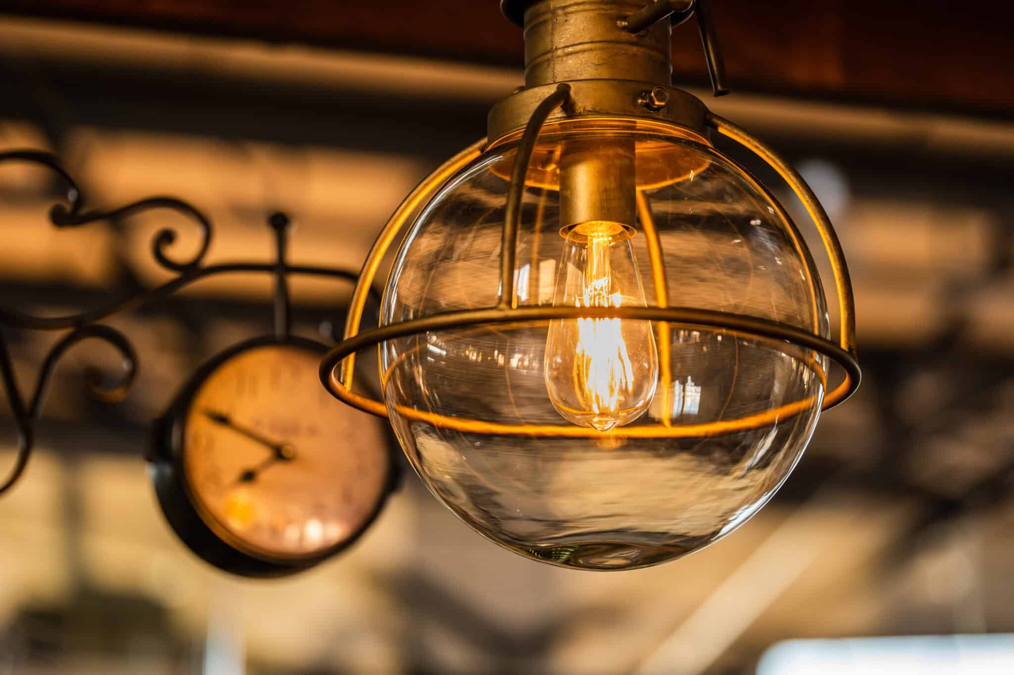 Expert Advice on Choosing the Right Outdoor Lighting Fixtures.