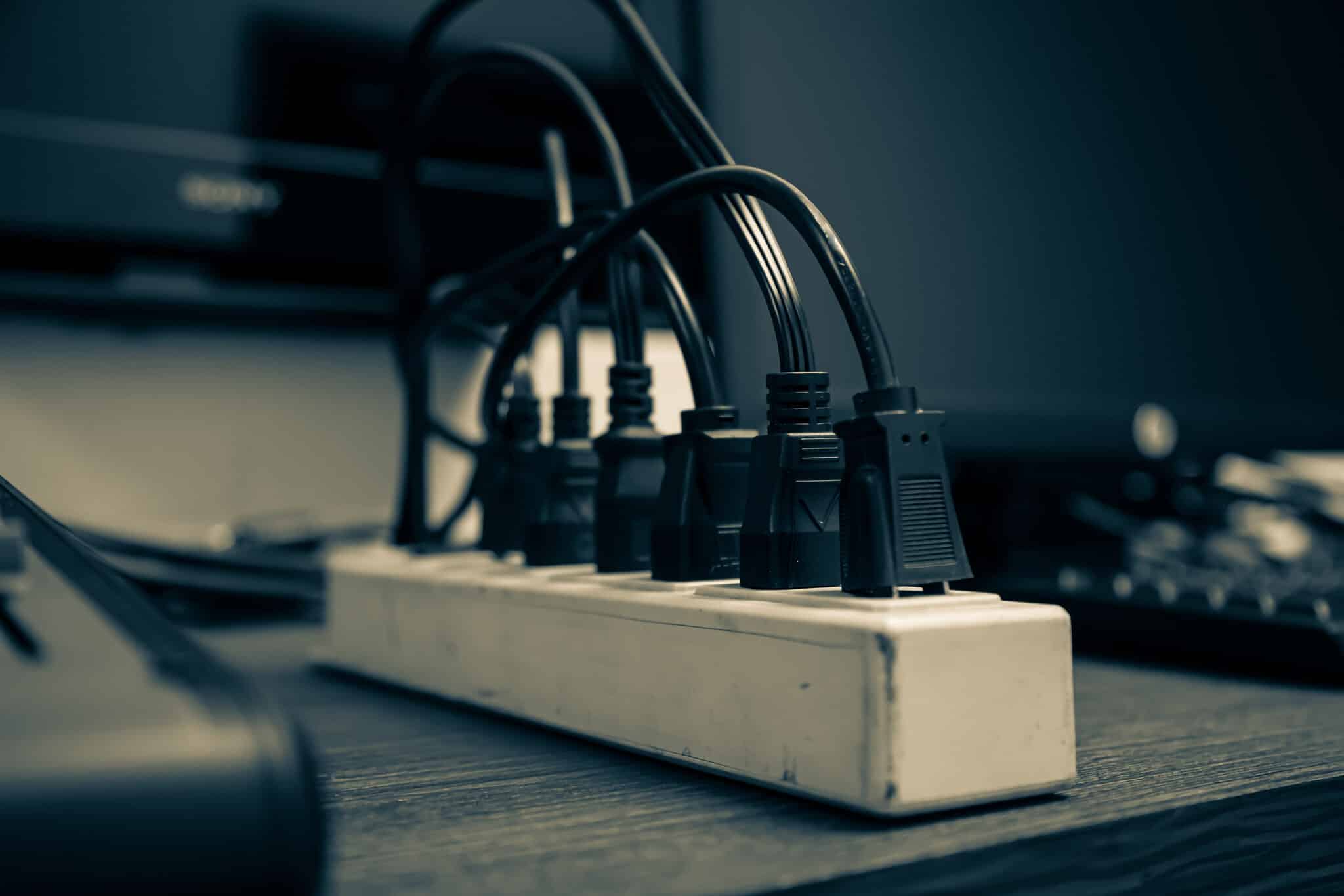 Overloaded circuits, Power quality audit.