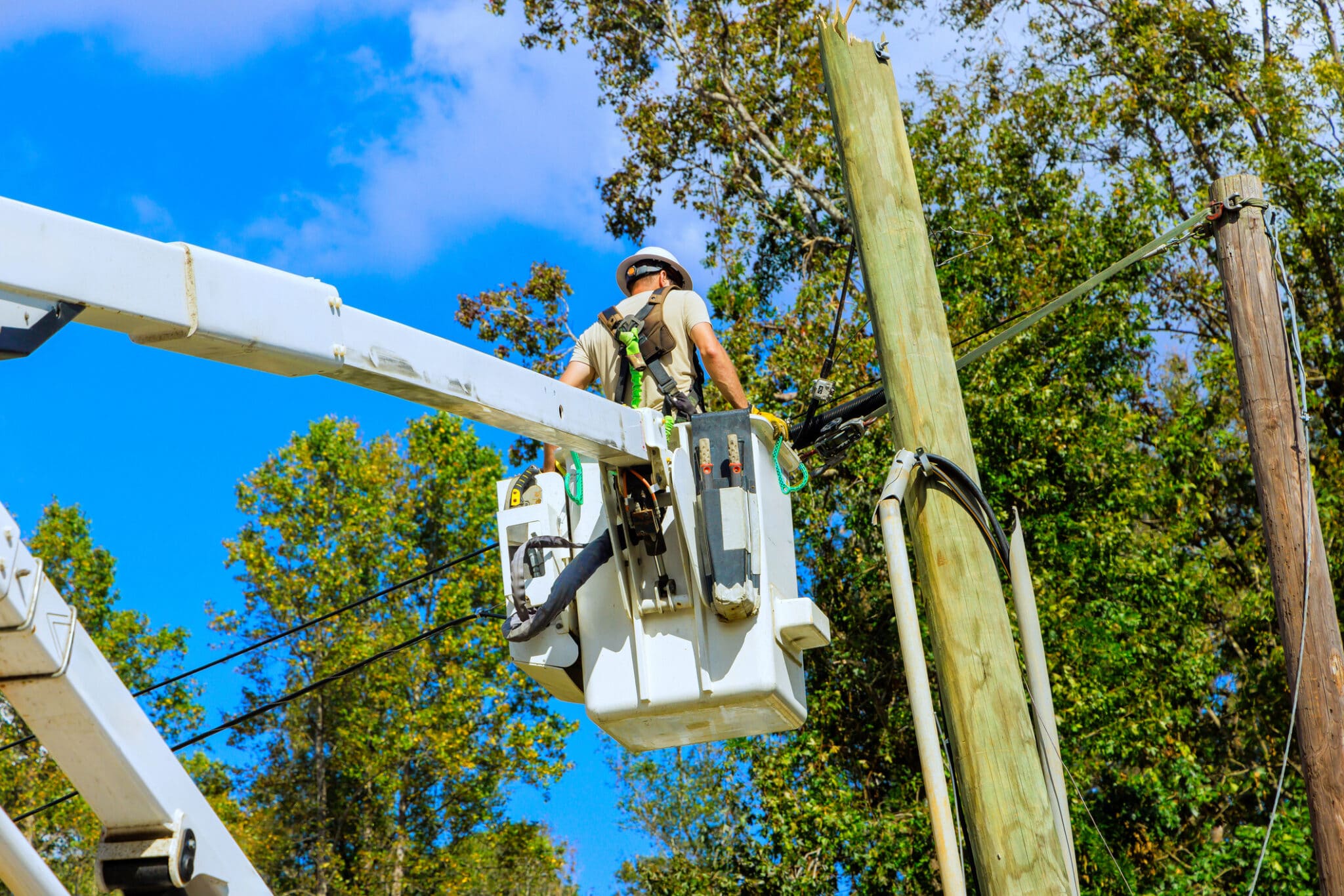 Service drop clearance requirements homeowners miss.
