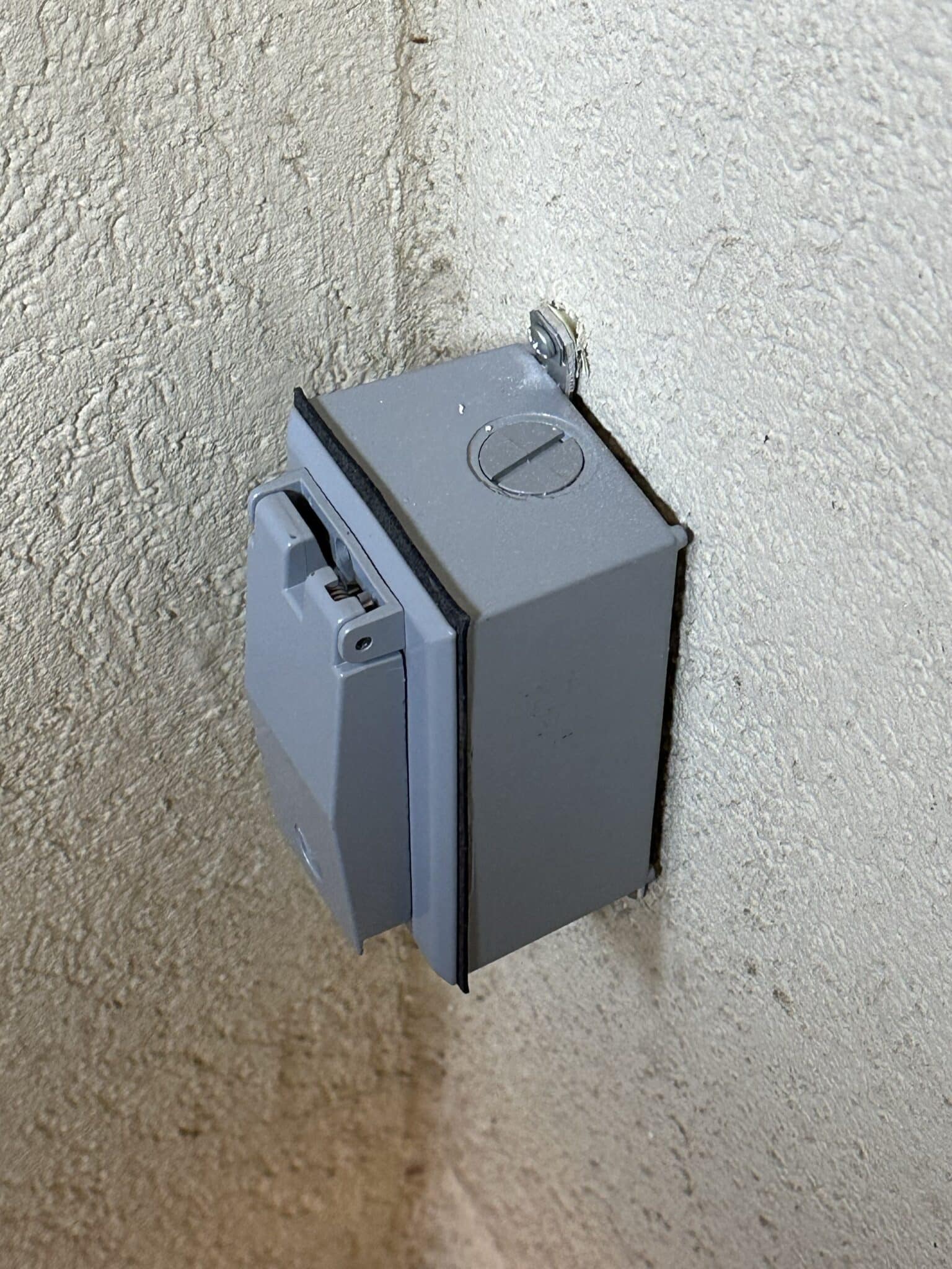 GFCI, Outdoor outlet covers.